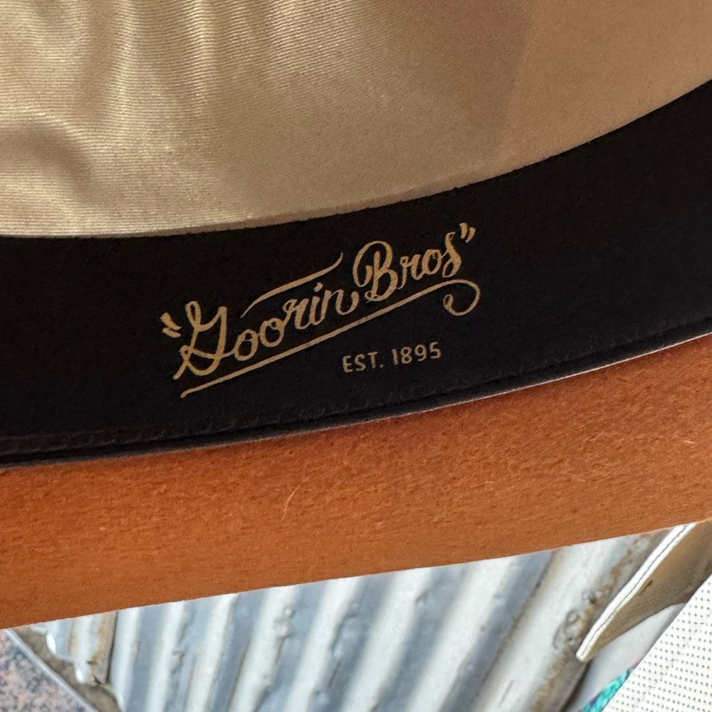 Goorin Bros Rust Orange Fedora - Picture 4 of 4